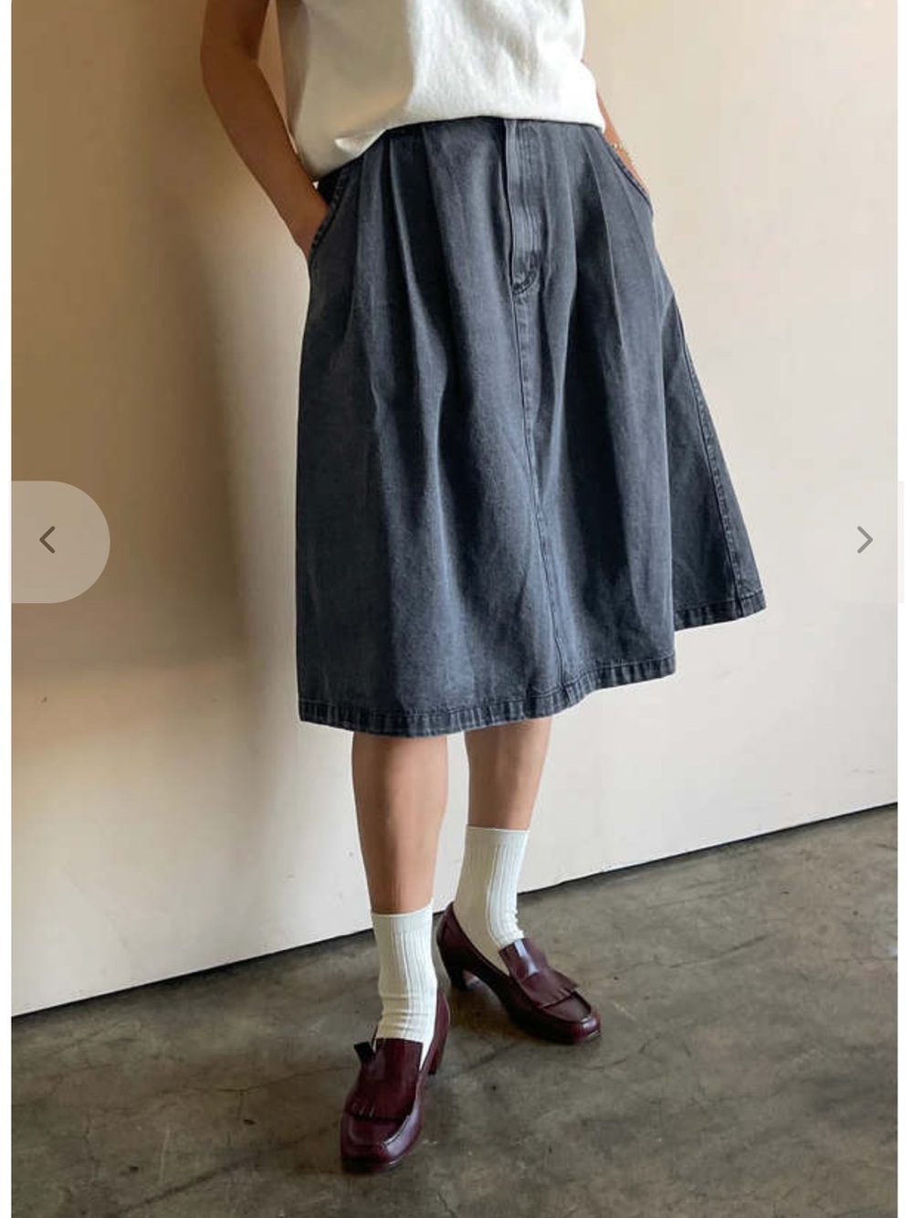 Le Bon Shoppe Farm Girl Skirt Medium Grey Denim Pleated - Picture 1 of 3